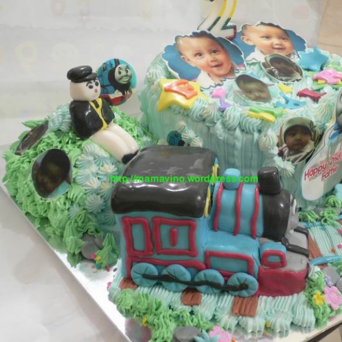 3D Thomas Cake side1-mommycakes